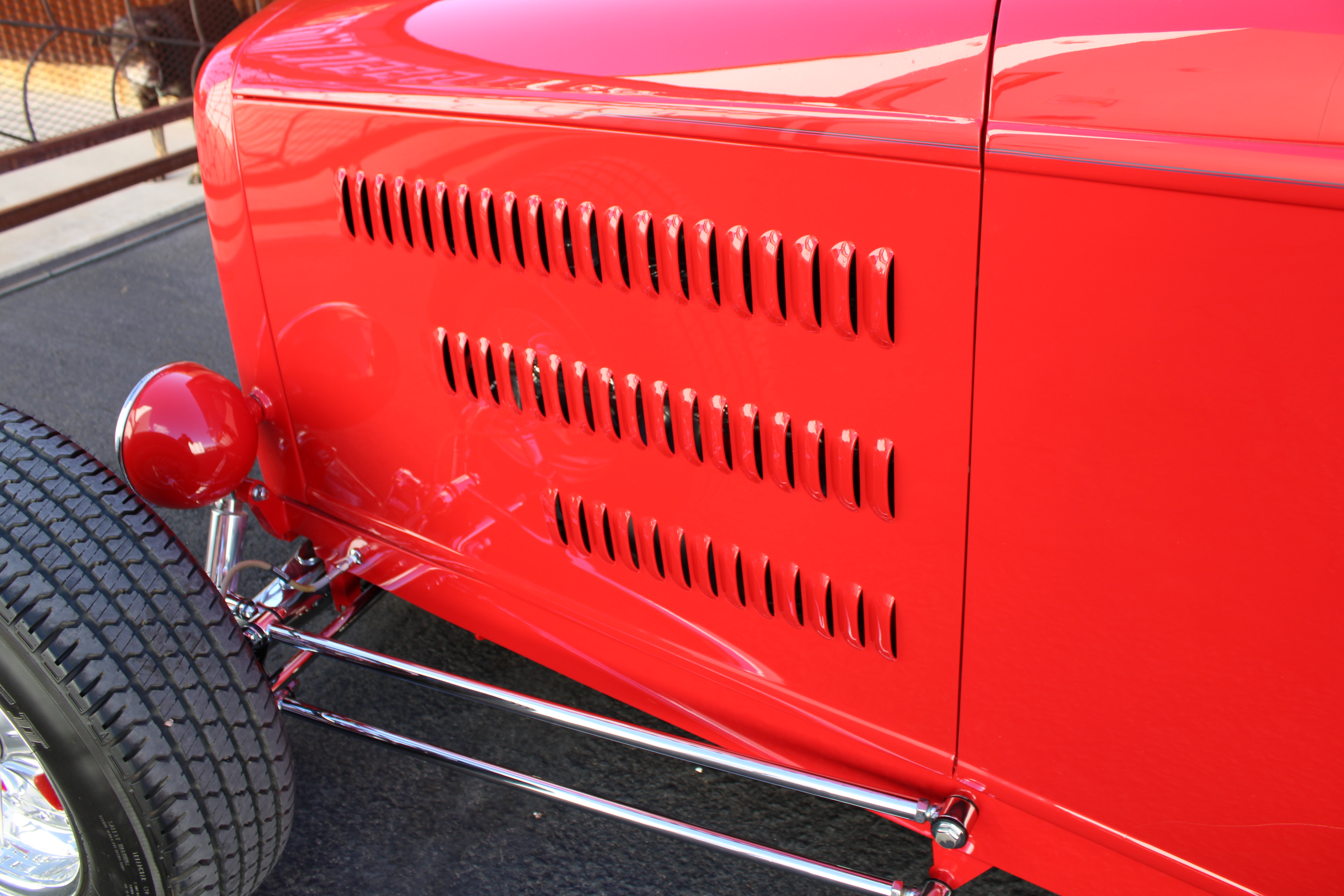 The ex “Vic Edelbrock” 1932 Ford Roadster – Tucson Classic Motor Co