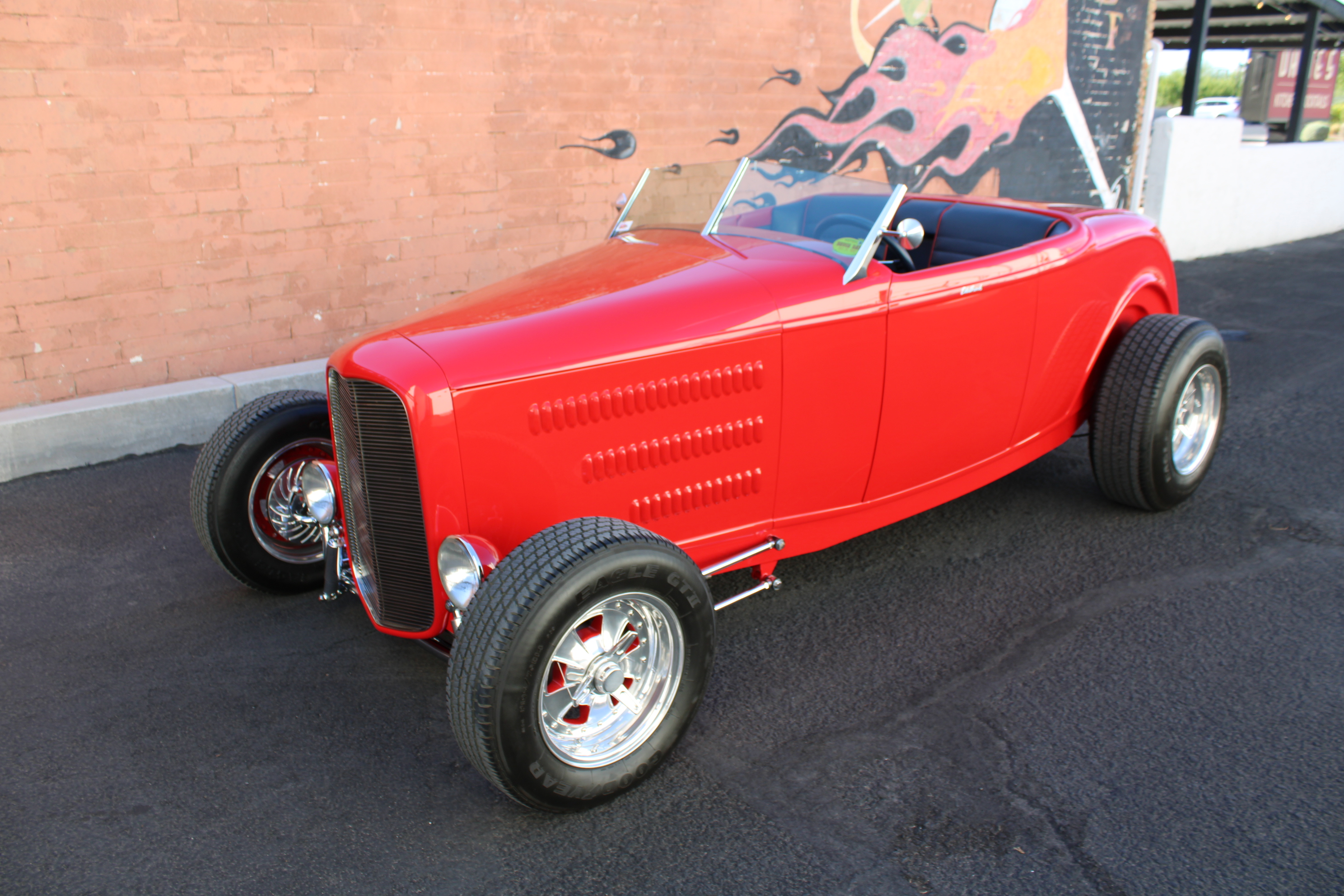 The ex “Vic Edelbrock” 1932 Ford Roadster – Tucson Classic Motor Co