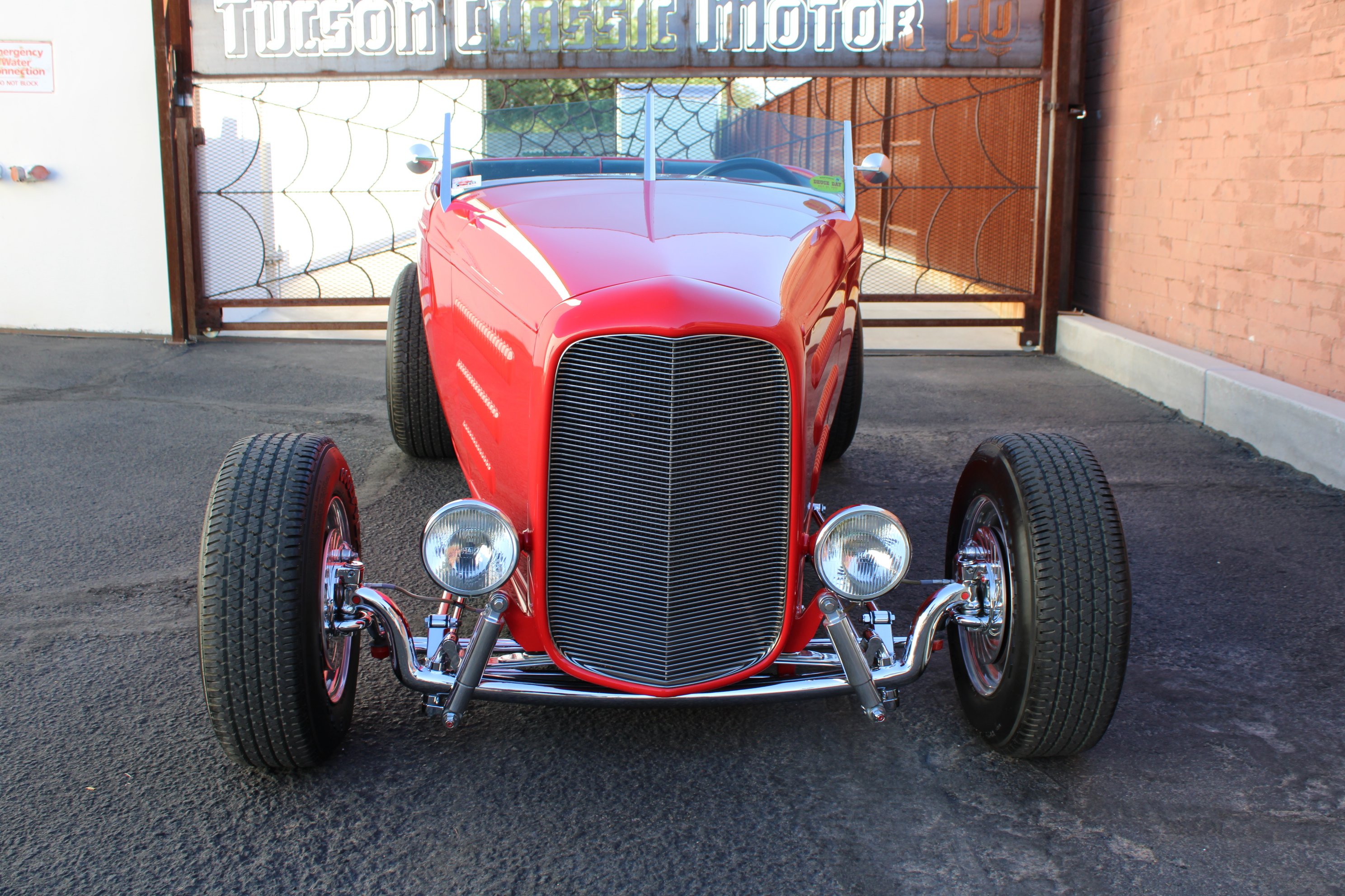 The ex “Vic Edelbrock” 1932 Ford Roadster – Tucson Classic Motor Co